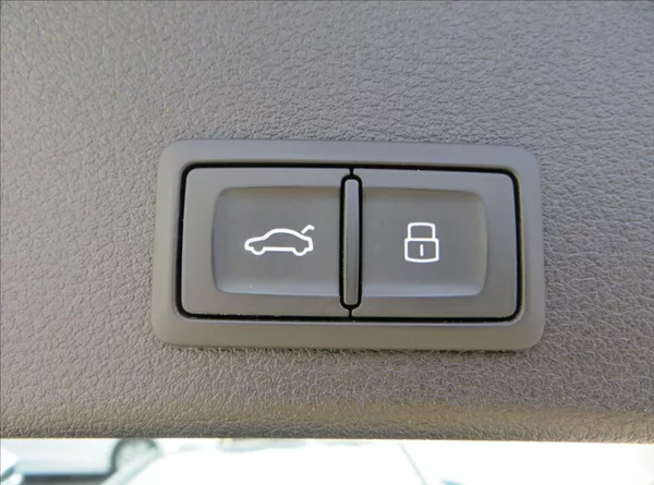 Audi A4 Avant 3,0 TDI 210kW S line qua - foto 8