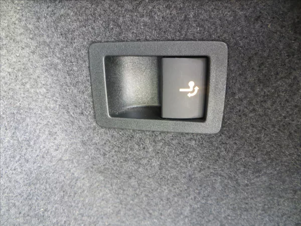 Škoda Karoq 1,5 TSI Style 110kW DSG WEBAST - foto 10