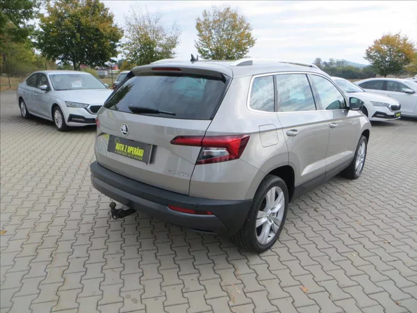 Škoda Karoq 1,5 TSI Style 110kW DSG WEBAST - foto 11