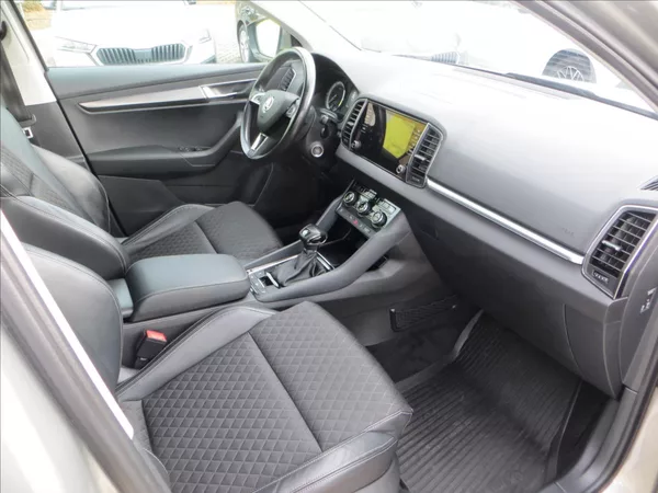 Škoda Karoq 1,5 TSI Style 110kW DSG WEBAST - foto 13