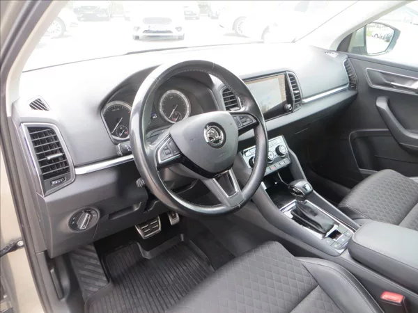 Škoda Karoq 1,5 TSI Style 110kW DSG WEBAST - foto 15