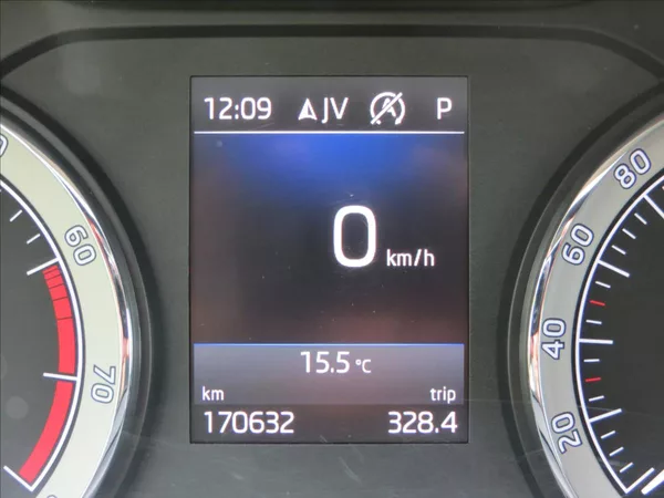 Škoda Karoq 1,5 TSI Style 110kW DSG WEBAST - foto 30
