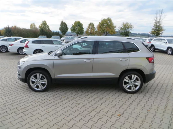 Škoda Karoq 1,5 TSI Style 110kW DSG WEBAST - foto 4