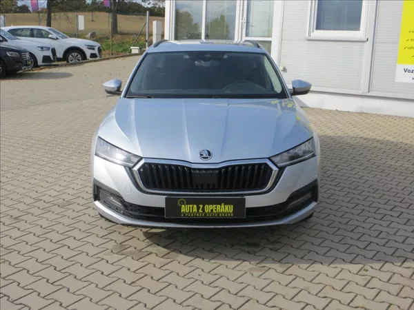 Škoda Octavia 2,0 TDI Ambition ČR - foto 2