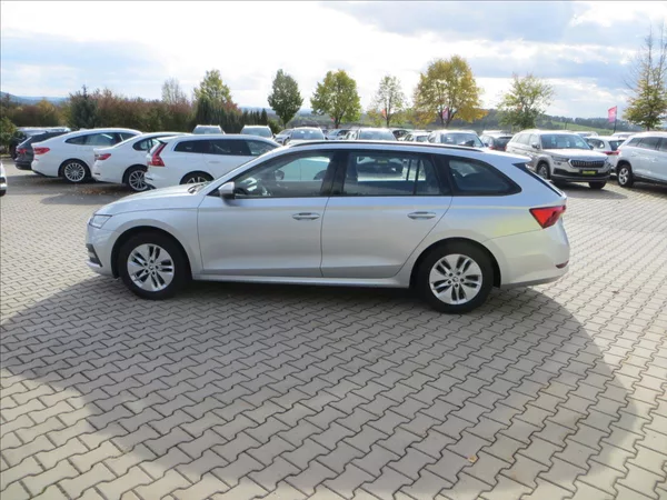 Škoda Octavia 2,0 TDI Ambition ČR - foto 4