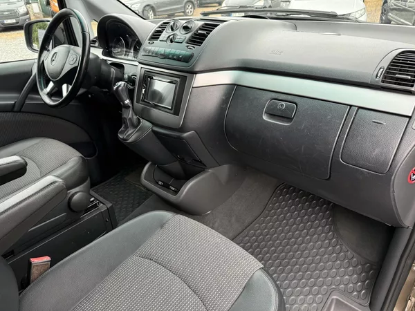 Mercedes-Benz Viano V6 3.0CDi L 165kW Automat ČR - foto 10