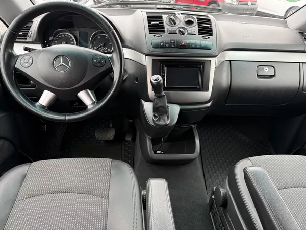 Mercedes-Benz Viano V6 3.0CDi L 165kW Automat ČR - foto 11