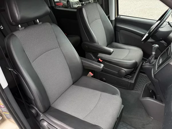 Mercedes-Benz Viano V6 3.0CDi L 165kW Automat ČR - foto 15