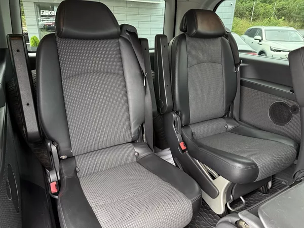 Mercedes-Benz Viano V6 3.0CDi L 165kW Automat ČR - foto 17
