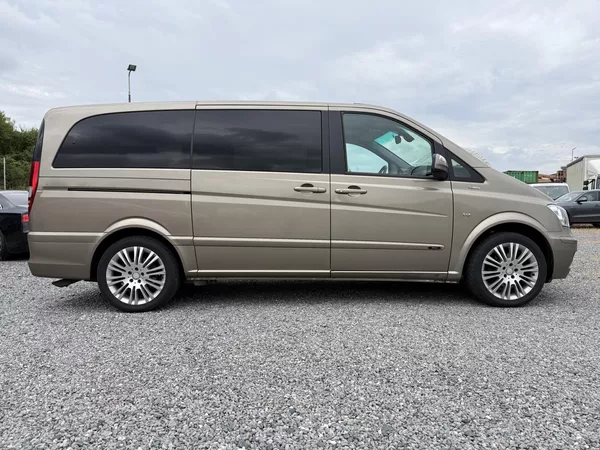 Mercedes-Benz Viano V6 3.0CDi L 165kW Automat ČR - foto 4