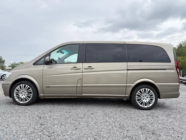 Mercedes-Benz Viano V6 3.0CDi L 165kW Automat ČR - foto 8