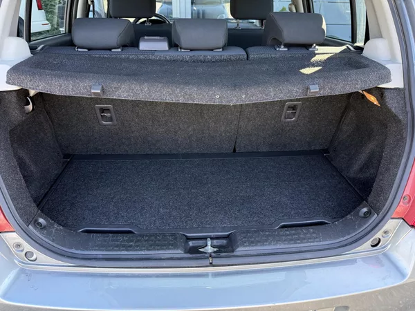 Suzuki Swift 1.3 68kW Klima ČR - foto 16