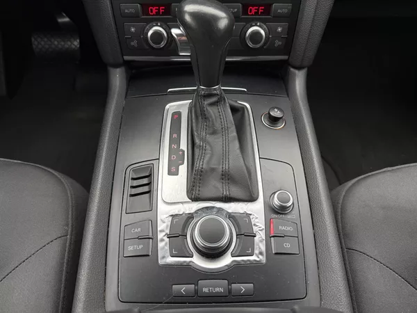 Audi Q7 3.0TDi Quattro 171kW - foto 14