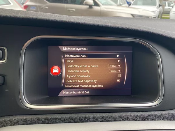 Volvo V40 - foto 24