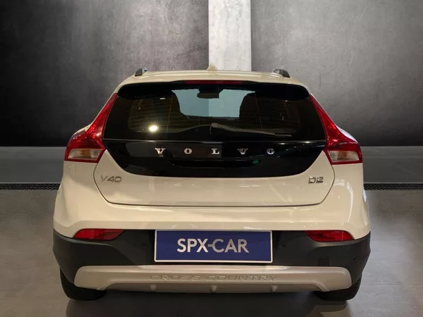 Volvo V40 - foto 4