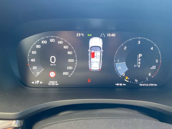 Volvo V60 D3 AWD MOM PRO - foto 14