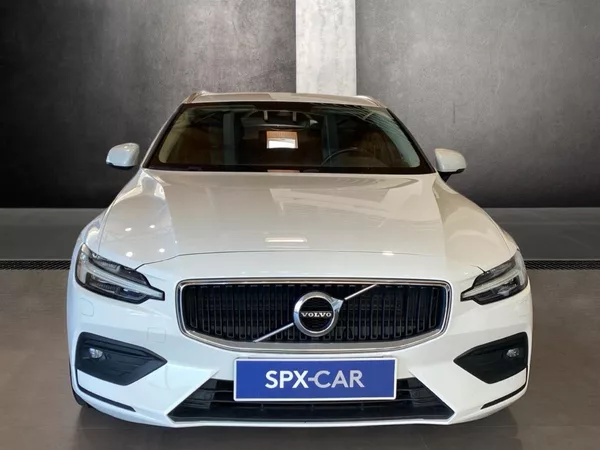 Volvo V60 D3 AWD MOM PRO - foto 2