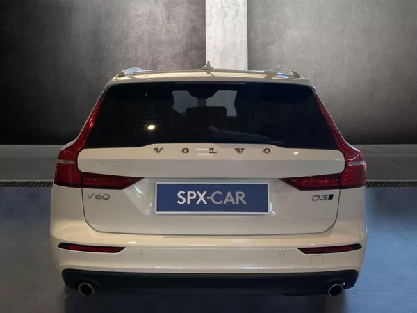 Volvo V60 D3 AWD MOM PRO - foto 4