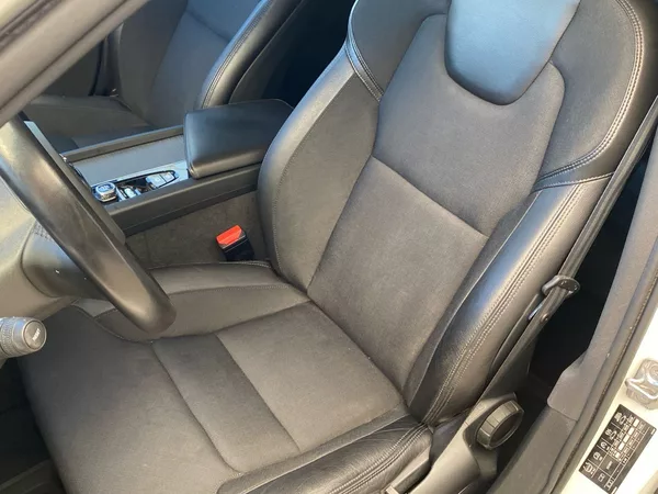 Volvo V60 D3 AWD MOM PRO - foto 6