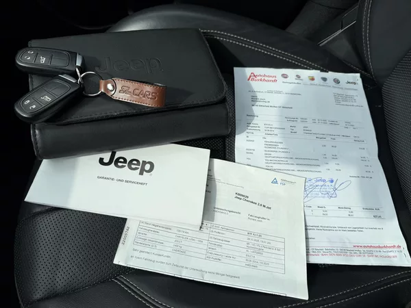 Jeep Cherokee 2.0 M-JET 4X4 LIMITED NAV KŮŽE - foto 40