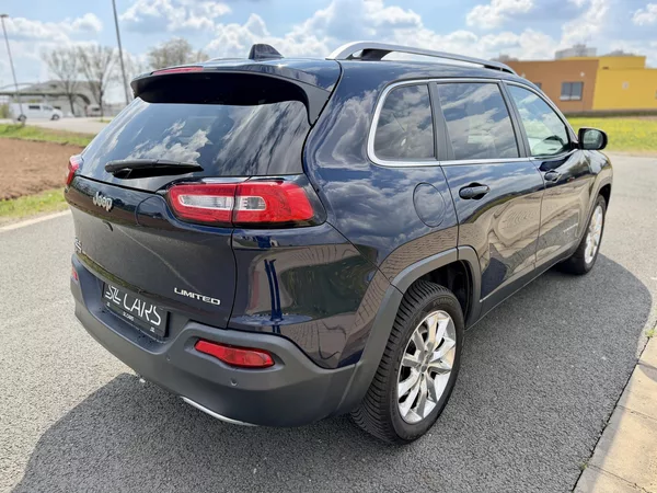 Jeep Cherokee 2.0 M-JET 4X4 LIMITED NAV KŮŽE - foto 5