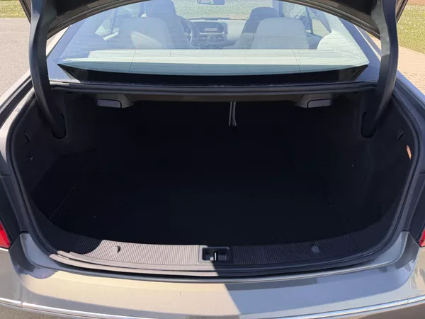 Mercedes-Benz Třídy E 250 CGI 5G KUPÉ SERVISKA - foto 27