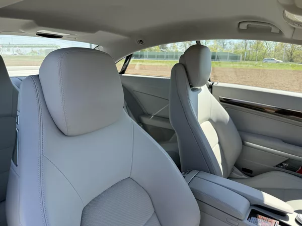 Mercedes-Benz Třídy E 250 CGI 5G KUPÉ SERVISKA - foto 29