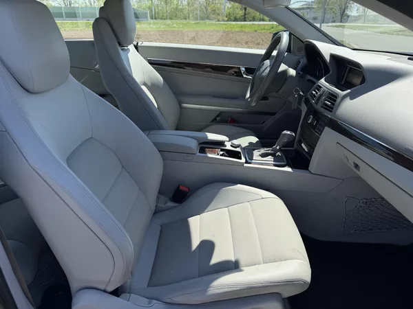 Mercedes-Benz Třídy E 250 CGI 5G KUPÉ SERVISKA - foto 30