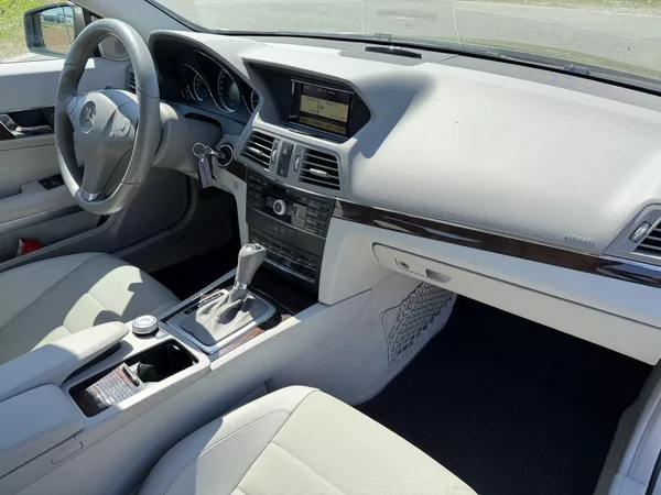 Mercedes-Benz Třídy E 250 CGI 5G KUPÉ SERVISKA - foto 31