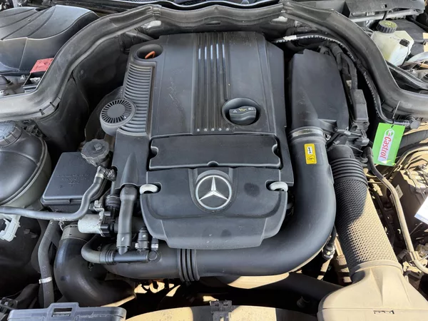 Mercedes-Benz Třídy E 250 CGI 5G KUPÉ SERVISKA - foto 37