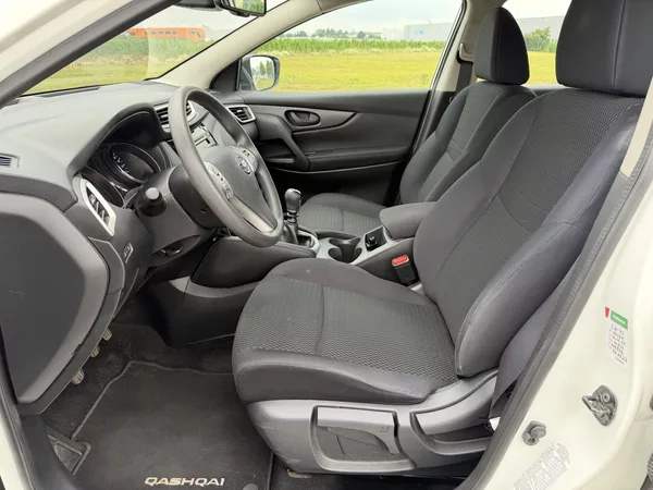 Nissan Qashqai 1.2 DIG-T ROZVODY SERVISKA DPH - foto 10