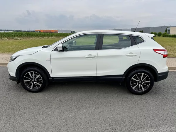 Nissan Qashqai 1.2 DIG-T ROZVODY SERVISKA DPH - foto 2