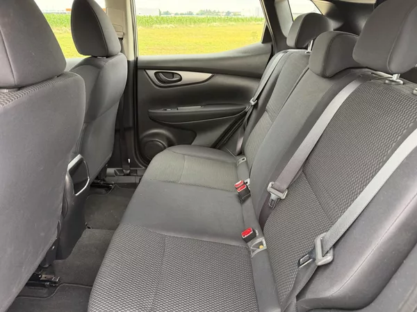 Nissan Qashqai 1.2 DIG-T ROZVODY SERVISKA DPH - foto 24