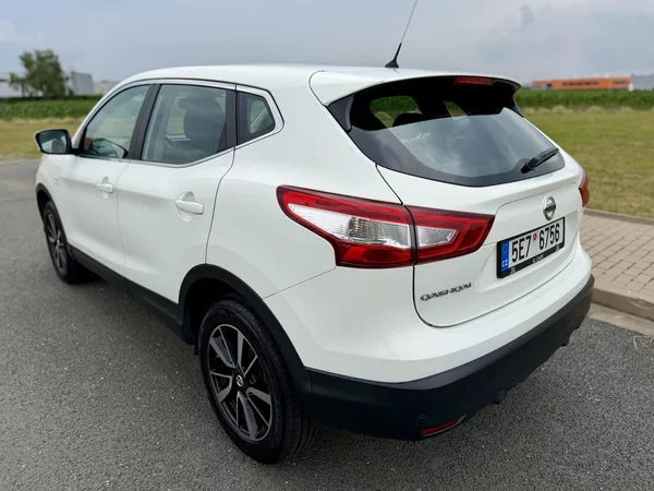 Nissan Qashqai 1.2 DIG-T ROZVODY SERVISKA DPH - foto 3