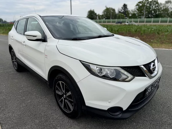 Nissan Qashqai 1.2 DIG-T ROZVODY SERVISKA DPH - foto 7