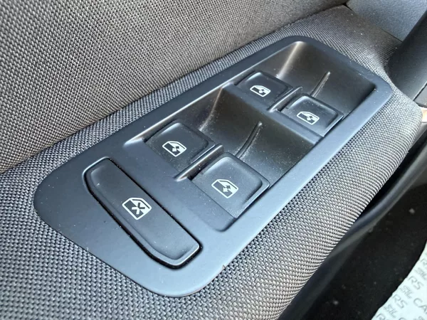 Volkswagen Golf Sportsvan 1.2 TSI KLIMA SERVISKA 2X KOLA - foto 15