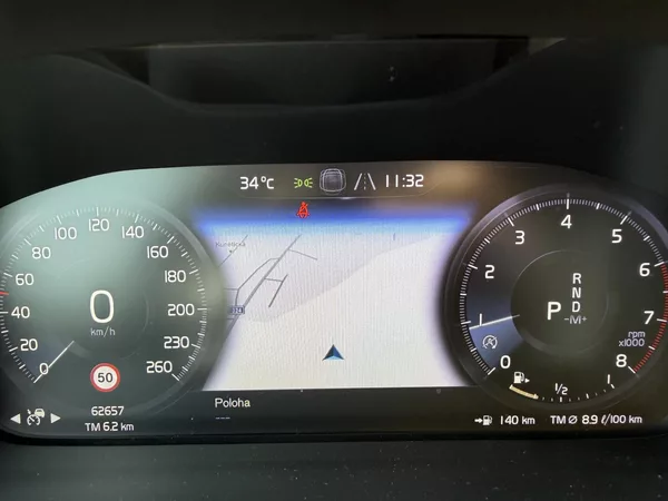 Volvo XC40 2.0 T4 4X4 360K KŮŽE ČR DPH! - foto 17