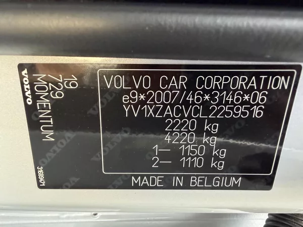 Volvo XC40 2.0 T4 4X4 360K KŮŽE ČR DPH! - foto 45