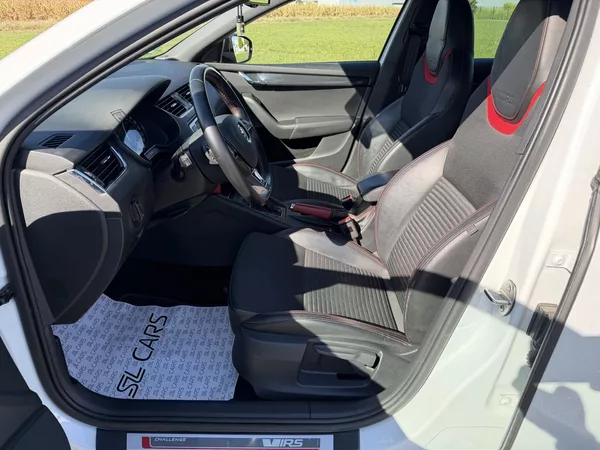 Škoda Octavia RS 2.0 TSI CHALLENGE DSG TAŽNÉ - foto 10