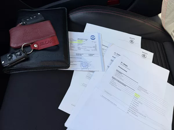 Škoda Octavia RS 2.0 TSI CHALLENGE DSG TAŽNÉ - foto 38