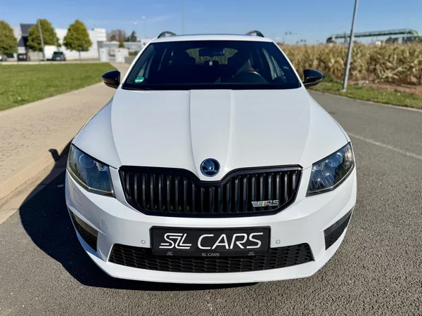 Škoda Octavia RS 2.0 TSI CHALLENGE DSG TAŽNÉ - foto 8