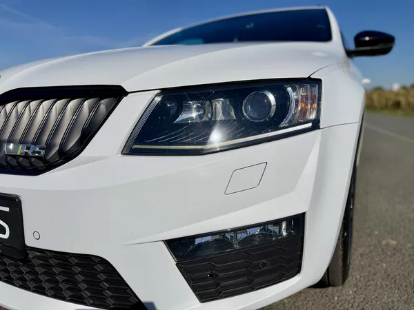 Škoda Octavia RS 2.0 TSI CHALLENGE DSG TAŽNÉ - foto 9