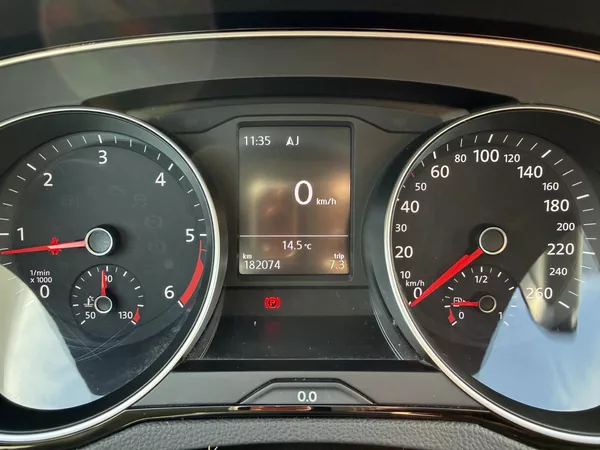 Volkswagen Passat 2.0 TDI NAVI TAŽNÉ ROZVODY - foto 17
