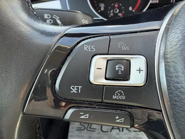 Volkswagen Passat 2.0 TDI NAVI TAŽNÉ ROZVODY - foto 18