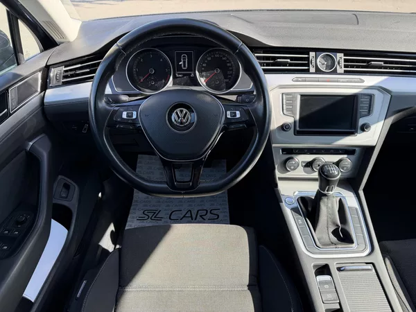 Volkswagen Passat 2.0 TDI NAVI TAŽNÉ ROZVODY - foto 7
