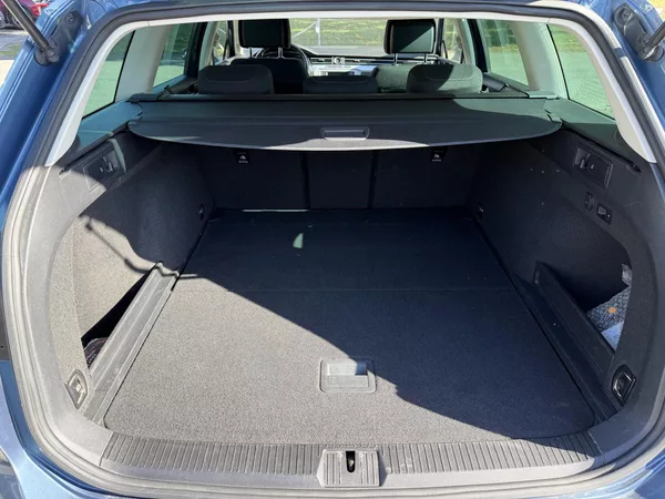 Volkswagen Passat 2.0 TDI NAVI TAŽNÉ ROZVODY - foto 9