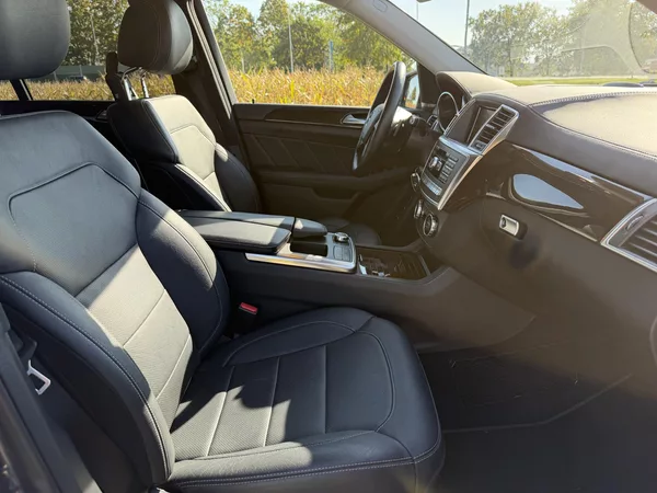 Mercedes-Benz GL 350 CDI XENON PANO MASÁŽ TAŽNÉ - foto 52