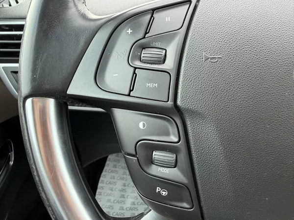 Citroën C4 Picasso 2.0 HDI AT NAVI KAMERA TAŽNÉ - foto 16