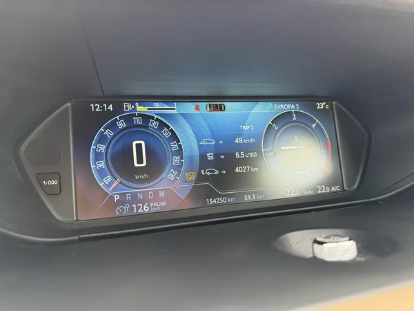 Citroën C4 Picasso 2.0 HDI AT NAVI KAMERA TAŽNÉ - foto 19