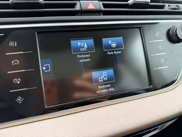 Citroën C4 Picasso 2.0 HDI AT NAVI KAMERA TAŽNÉ - foto 24